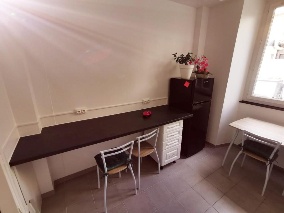 Appartement Pres De La Gare Rer C-Spacieux 4 Pieces เอตอมป์ส ภายนอก รูปภาพ